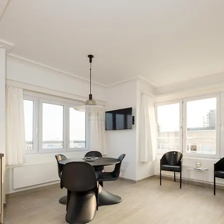 Les Dauphins 10c Ostende